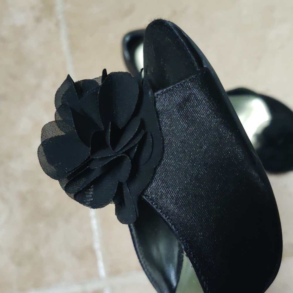 Satin peep toes